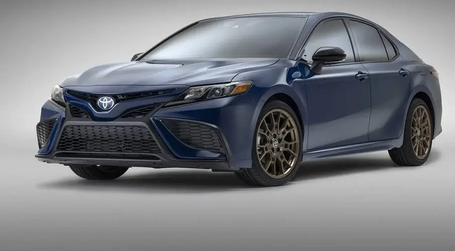 2023 toyota camry hybrid